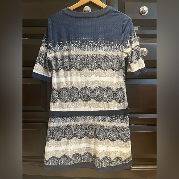 BCBG Mini Dress size M EUC - Picture 2 of 7